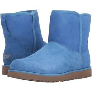New & Authentic UGG Australia CORY Classic Slim Skyline Blue Suede Boots, Size 5